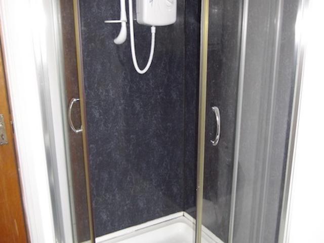 Apartment for rent in Nangreaves, Wales