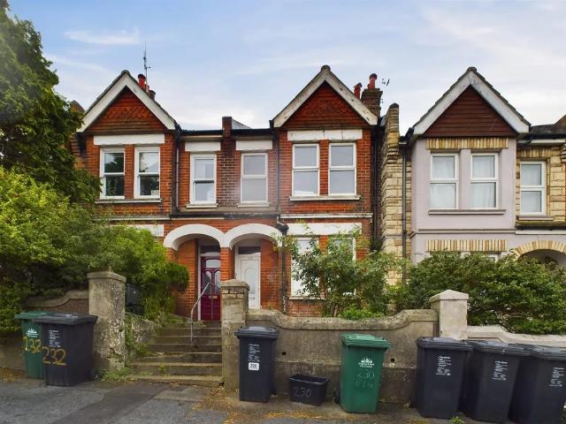 Apartment for rent in Whitehawk, Brighton & Hove
