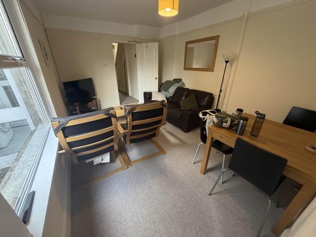 Apartment for rent in Plasnewydd, Falcon Lodge
