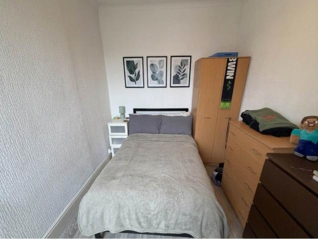 Apartment for rent in Falcon Lodge, Wales