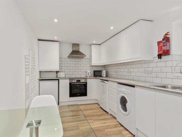 Apartment for rent in Greenbank, Mount Wise