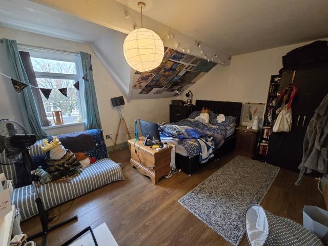 Apartment for rent in Plasnewydd, Falcon Lodge