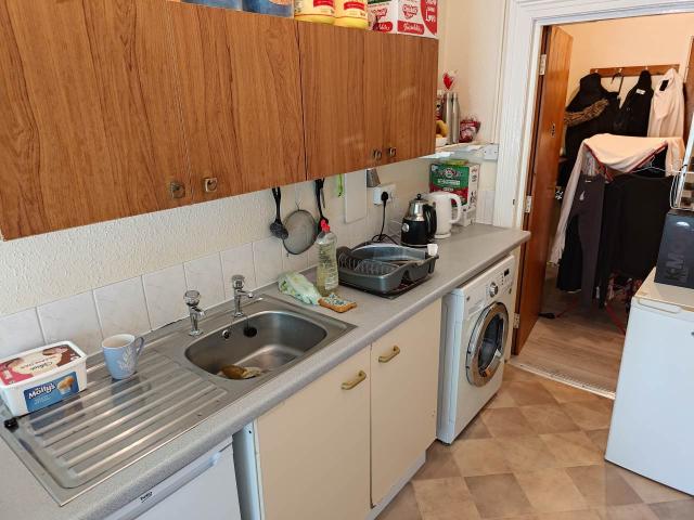 Apartment for rent in Plasnewydd, Falcon Lodge
