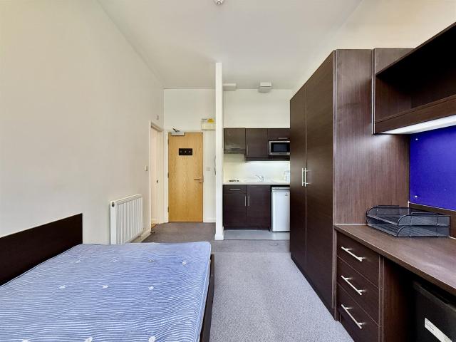 Apartment for rent in Greenbank, Mount Wise
