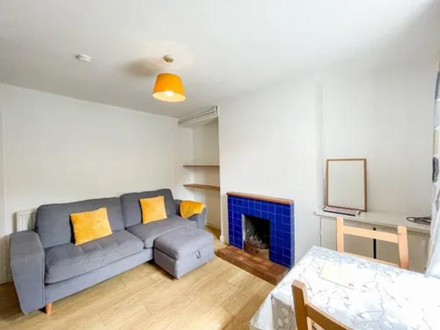Apartment for rent in Upper Bangor, Bangor