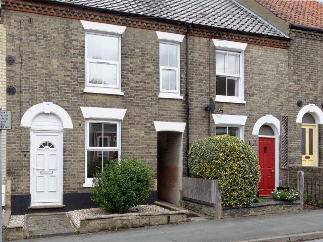 Apartment for rent in Heigham Grove, East Bank