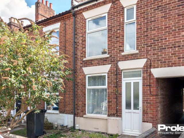 Apartment for rent in Heigham Grove, East Bank