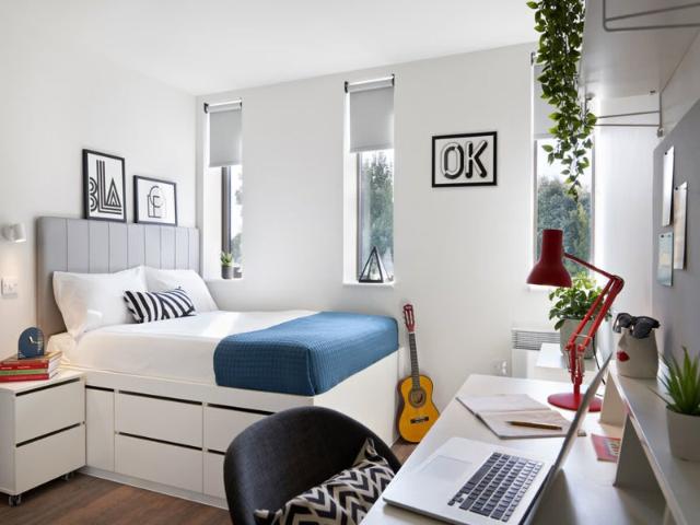 Studio for rent in The Slade, Oxfordshire
