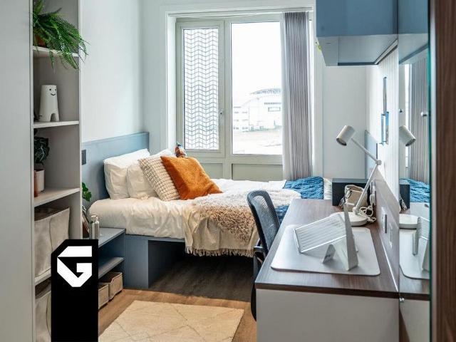 House for rent in Hangar District, Patchway
