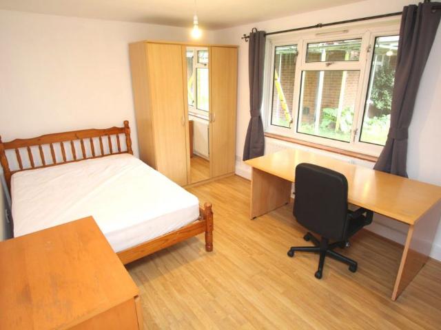 Apartment for rent in Surbiton, Greater London