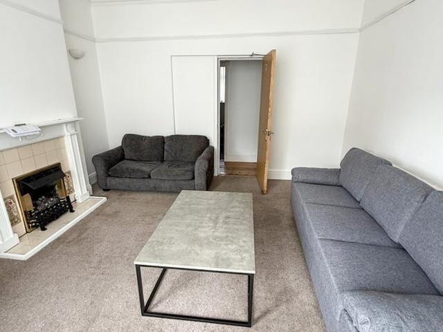 Apartment for rent in Higher Broughton, Salford