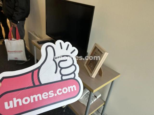 Room for rent in Camerons Creek, Victoria