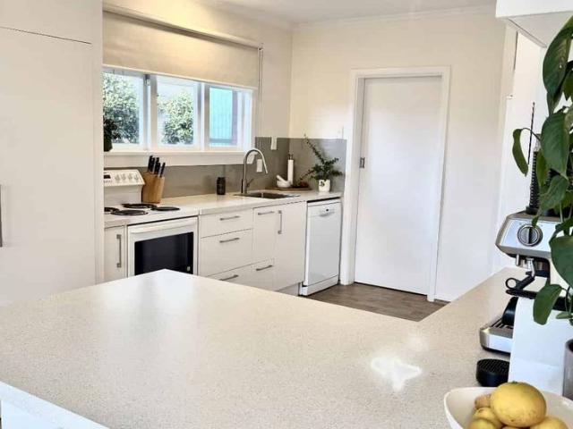 House for rent in Chaslands, Canterbury