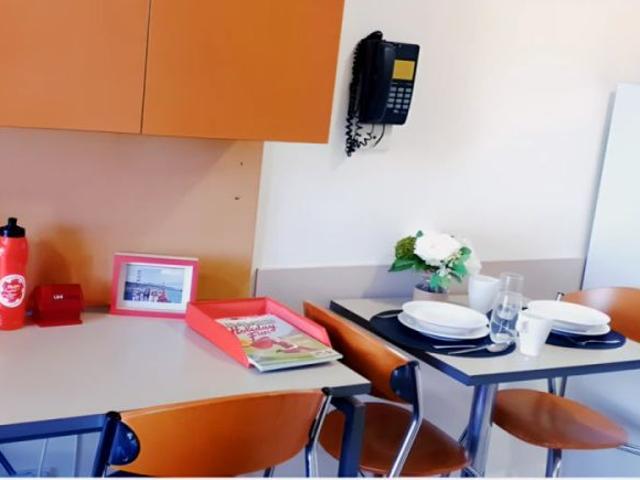 Granny Flat for rent in Toombul, Queensland