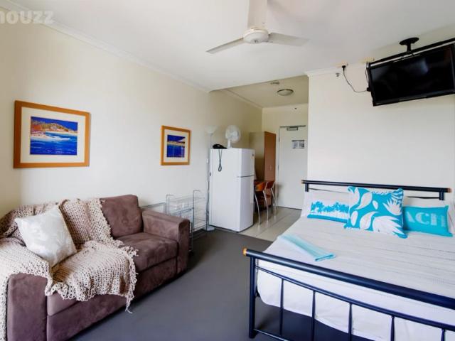 Granny Flat for rent in Toombul, Queensland