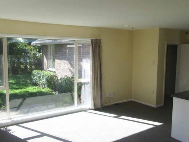 House for rent in Chaslands, Canterbury