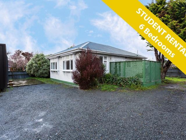House for rent in Chaslands, Canterbury