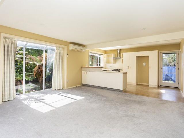Room for rent in Chaslands, Canterbury