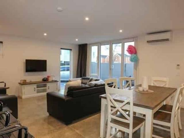 Townhouse for rent in Riccarton, Canterbury