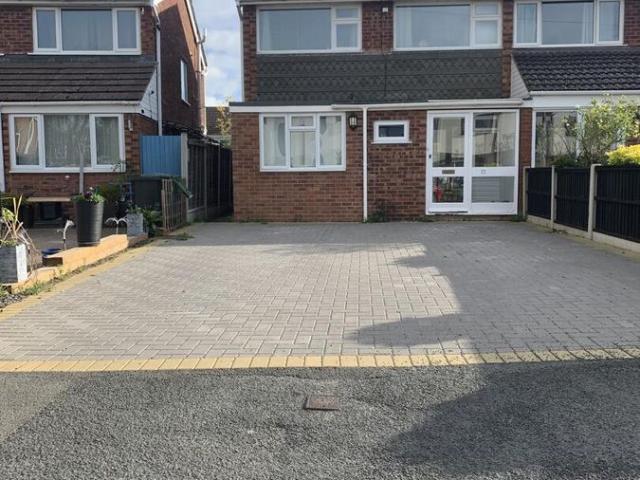 Room for rent in Dines Green, Worcester