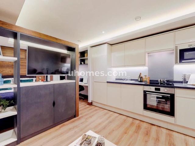 Studio for rent in Woodhouse, West Yorkshire