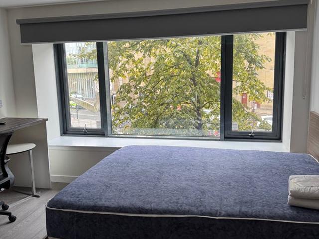 Studio for rent in Cowcaddens, Scotland
