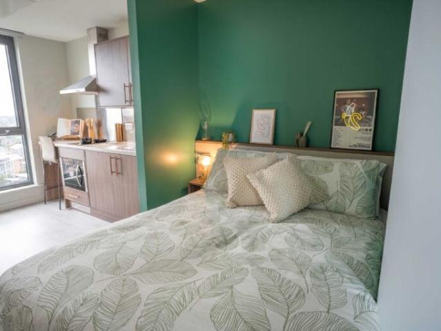 Studio for rent in Park Central, Birmingham