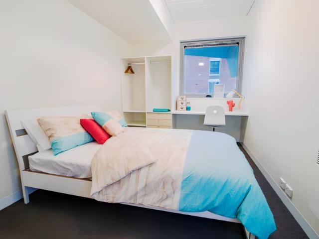 Granny Flat for rent in Carlton, Melbourne
