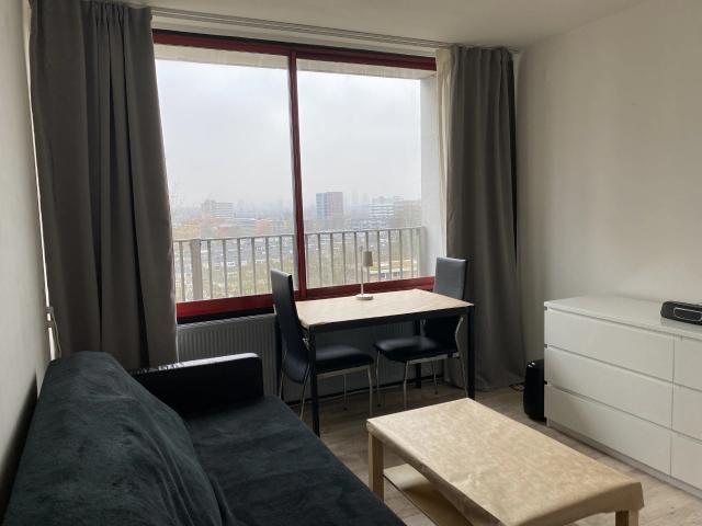 Appartement te huur in Diemen, Noord Holland
