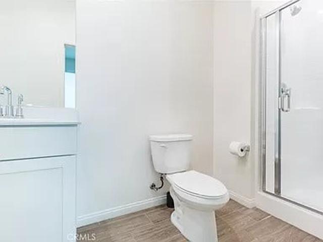 Room for rent in Canoga Park, California