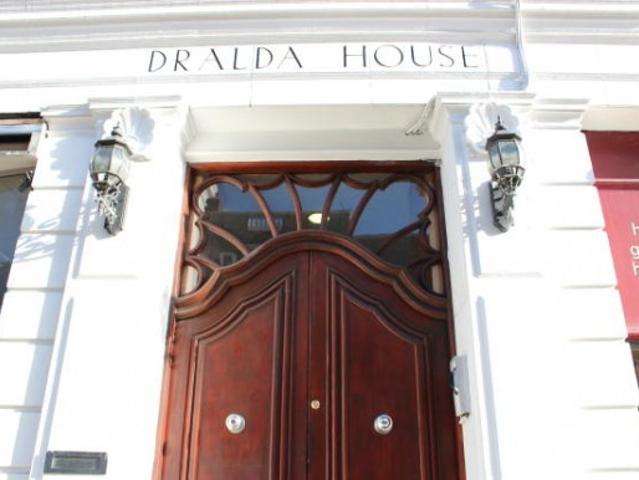 Room for rent in Daws Hill, Cressex