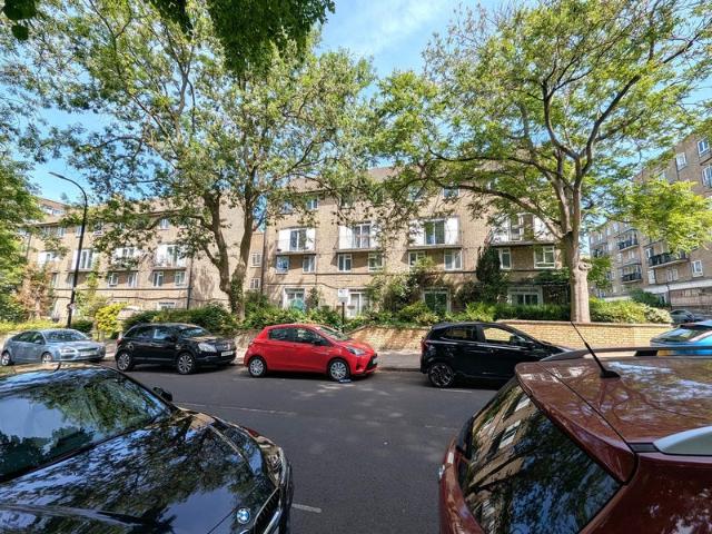 Apartment for rent in St. John's Wood, Greater London