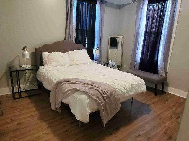 Room for rent in Quinnipiac Avenue Historic District, New Haven