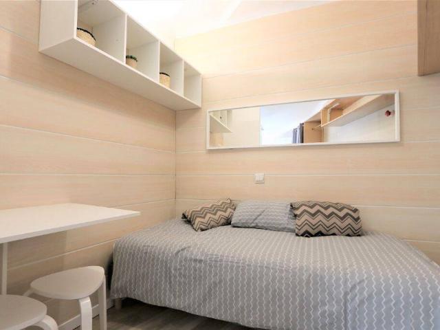 Studio location à Paris 8e Arrondissement, Paris