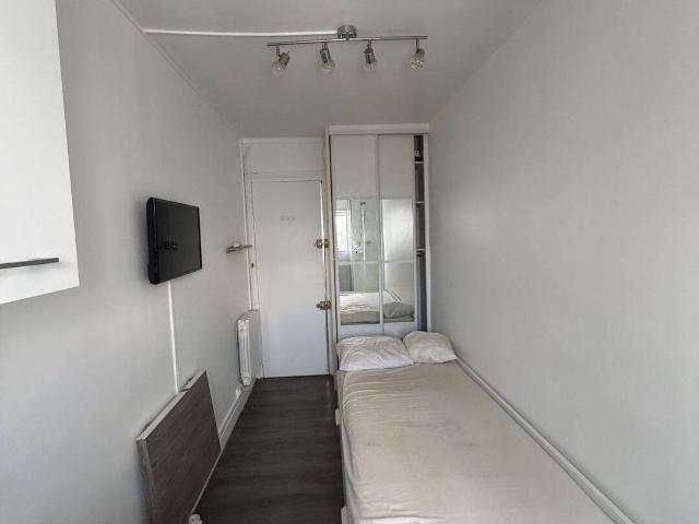 Studio location à Paris 17e Arrondissement, Paris