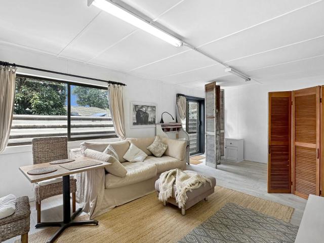 Granny Flat for rent in Oak Flats Dc, New South Wales