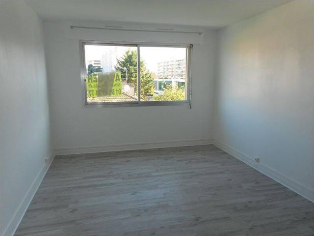 Studio location à Juvisy-sur-Orge, Essonne
