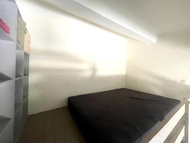 Studio location à Aix-en-Provence, Velaux