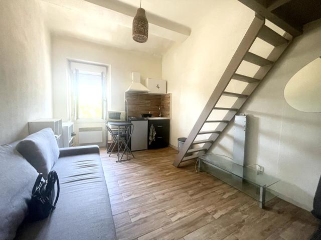 Studio location à Aix-en-Provence, Velaux