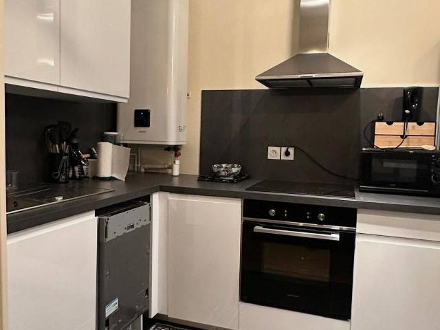 Studio location à Clichy, Hauts-de-Seine