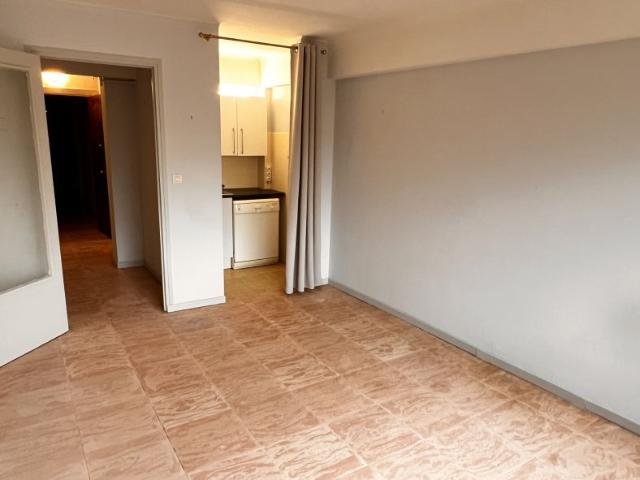 Studio location à Grasse, Cannes