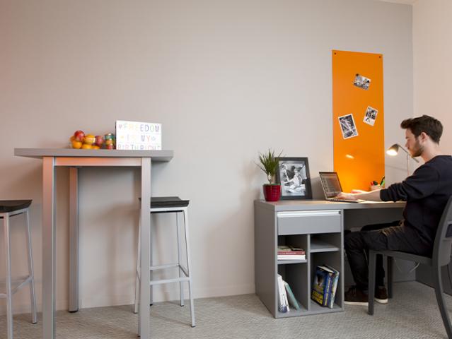 Studio location à Colombes, Grèves, Petit Colombes