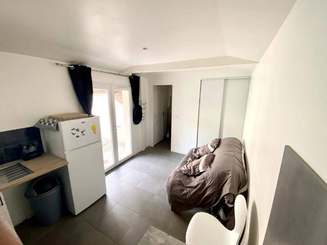 Studio location à Istres, Bouches-du-Rhône