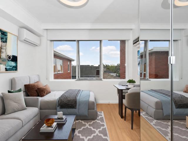 Granny Flat for rent in St Kilda, Melbourne