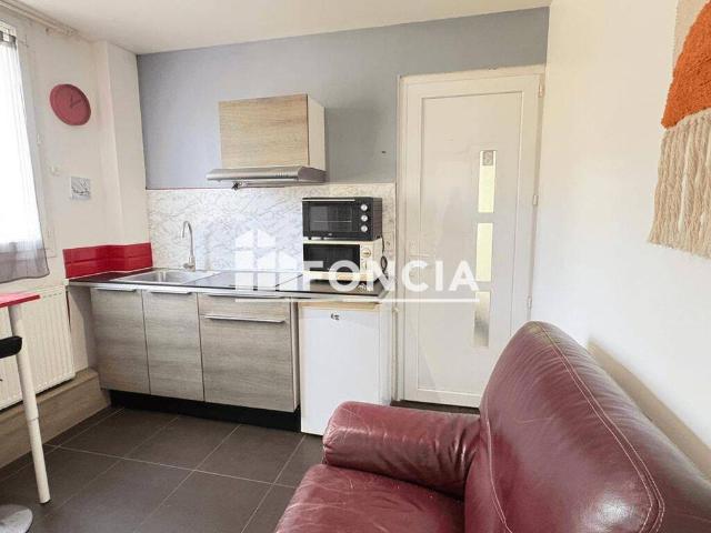 Studio location à Quartier Saint-Marc / Croix de Pierre / Saint-Nicaise, Rouen