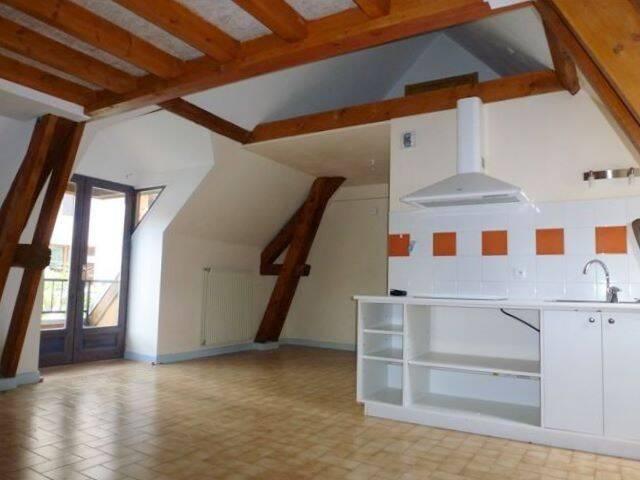 Studio location à Aux Loubats, Saint-Michel-les-Portes