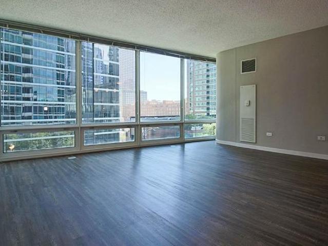 Condo for rent in Chicago Park, Illinois