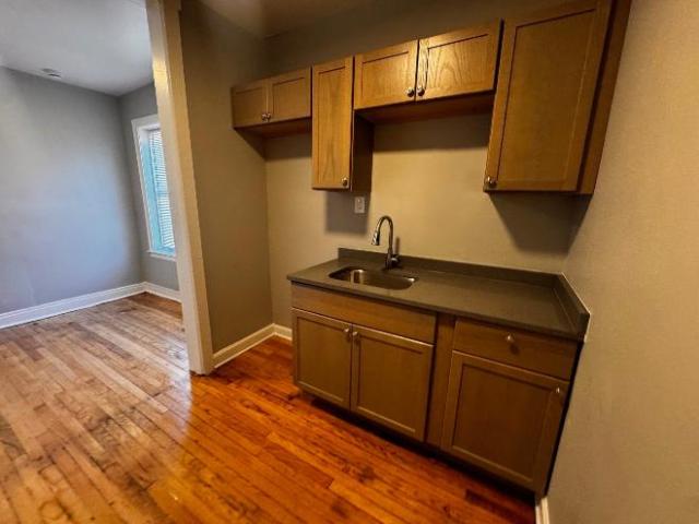 Condo for rent in Chicago Park, Illinois