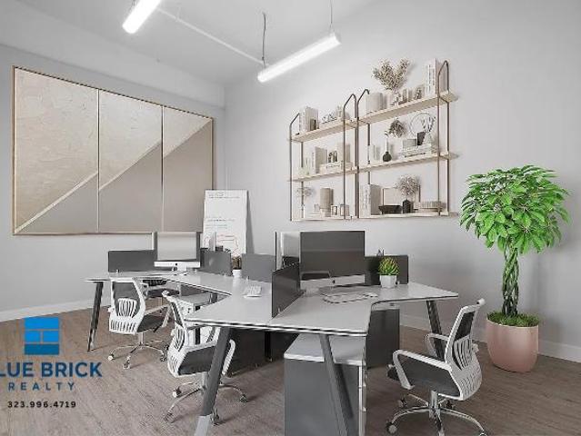 Condo for rent in Canoga Park, California