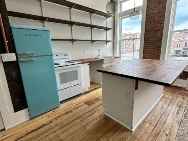 Condo for rent in Cable, Ohio
